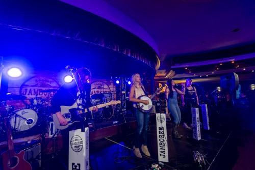 118_Jamboree2019_01062019_low